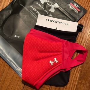 NWT Unisex Red Under Armour Sports Mask in S/M